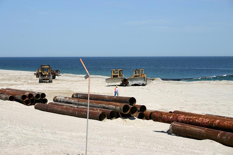 Day164 CapeMay moveing pipeline 3.JPG